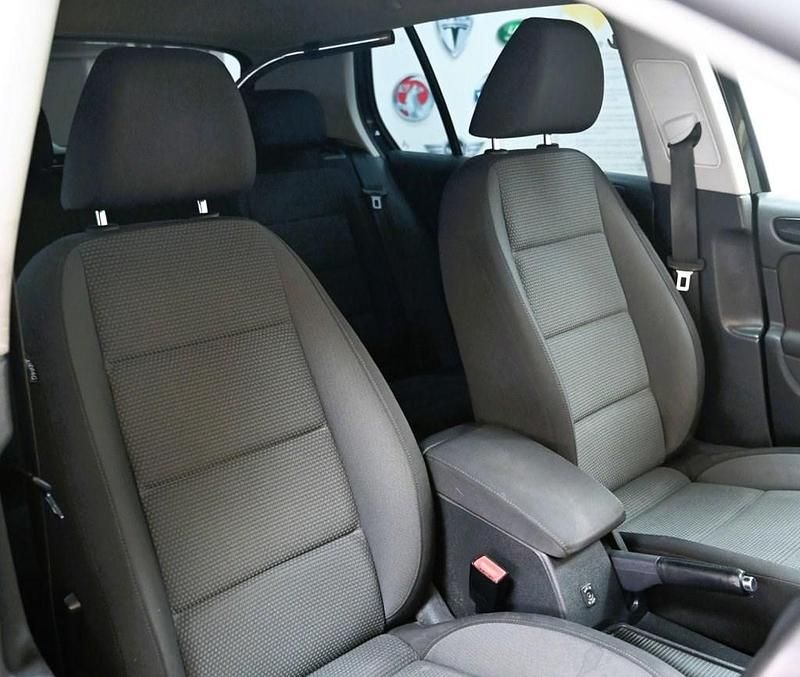 Used VW Golf VII Match 105 HP (77 kW) 2012 Black Hatchback