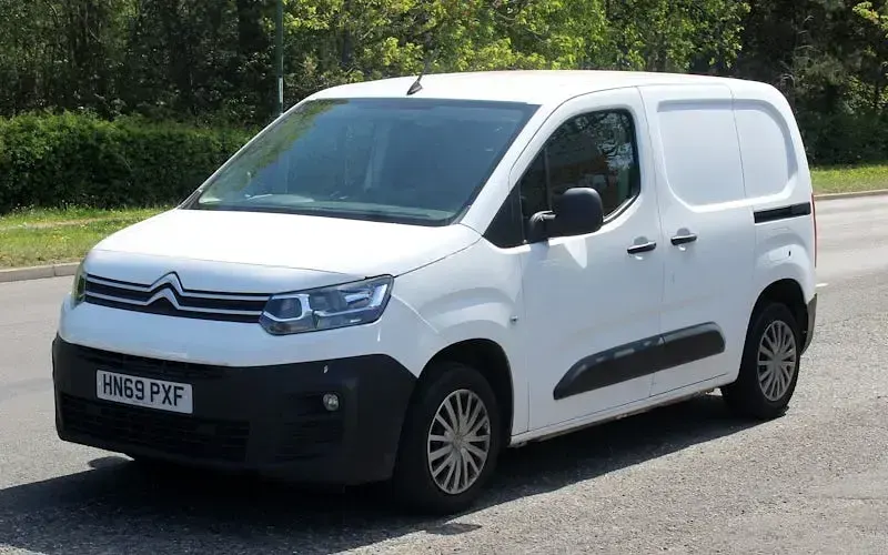 Usado Citroën Berlingo 76 HP (55 kW) 2021 Monovolume