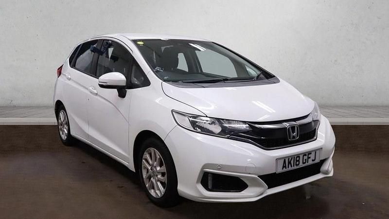 Used Honda Jazz SE 102 HP (75 kW) 2018 White Hatchback