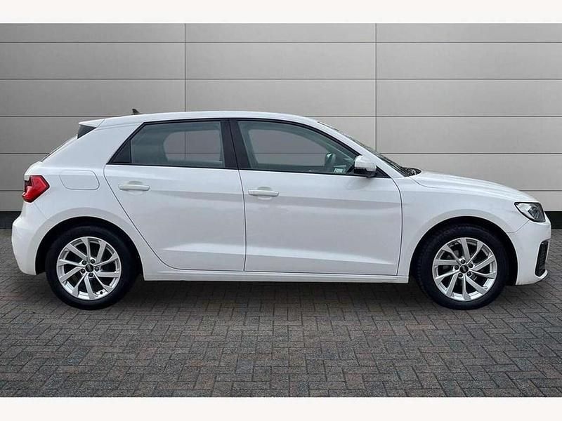 Usado Audi A1 Sport 95 HP (69 kW) 2023 Branco SUV
