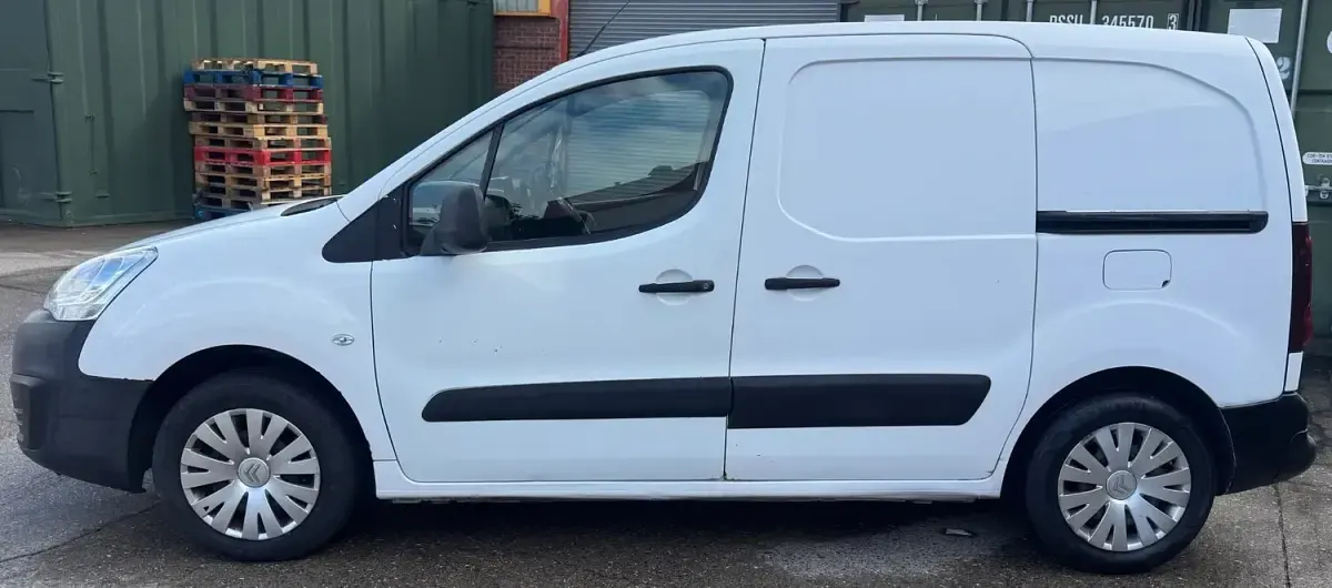 Used Citroën e-Berlingo 75 HP (55 kW) 2017 White