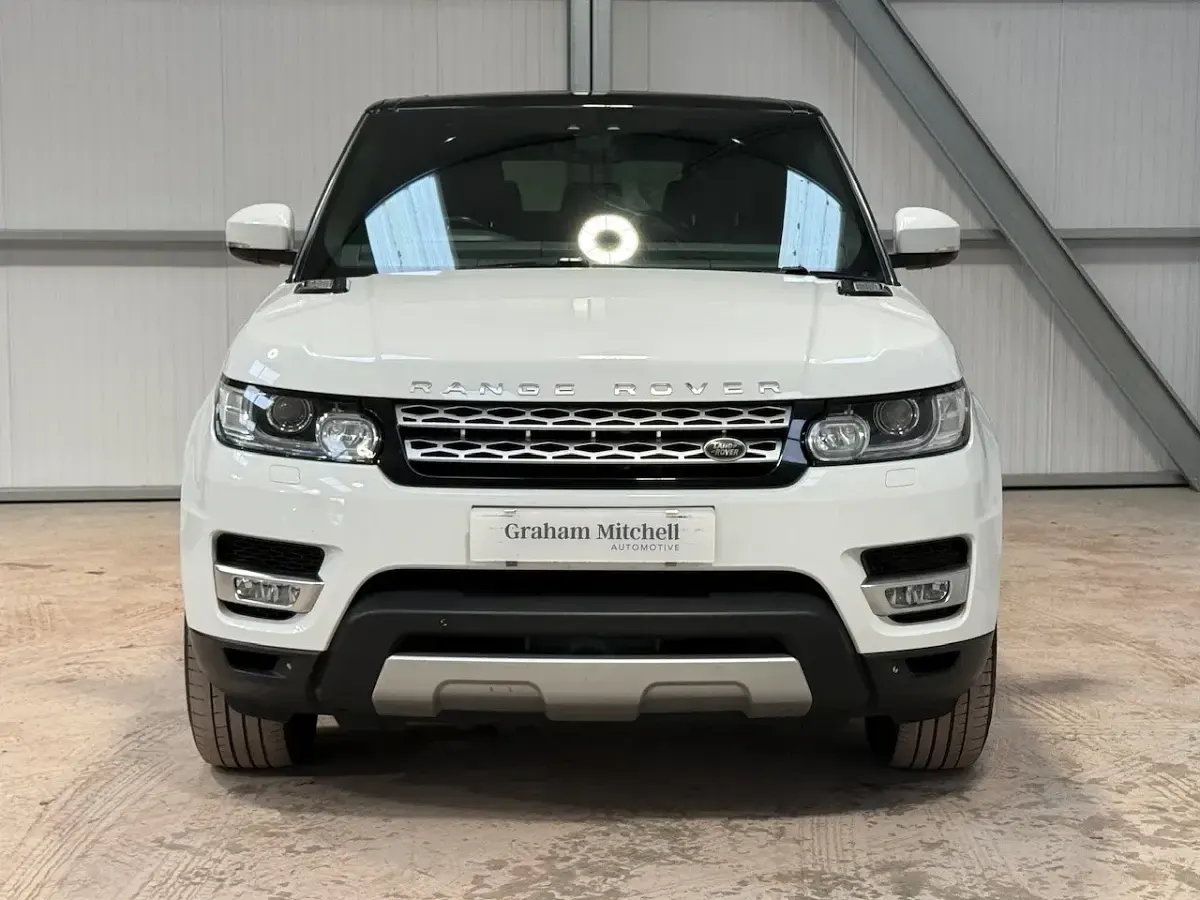 Second-hand Land Rover Range Rover Sport HSE 306 CP (225 kW) 2017 Alb SUV