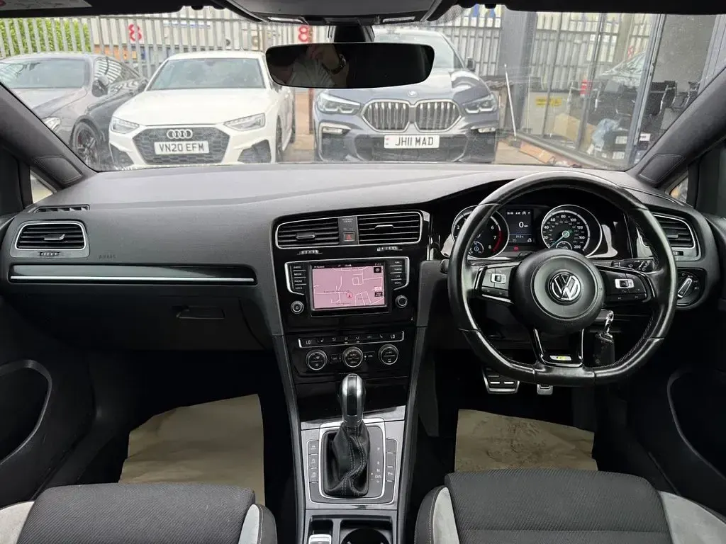 Used VW Golf VII R 2017 Blue Hatchback
