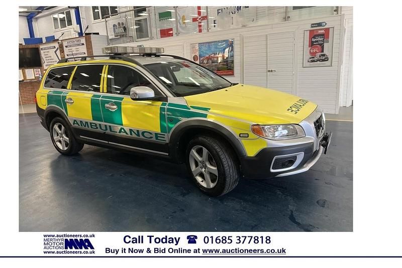 Used Volvo XC70 205 HP (150 kW) 2011 Silver Estate