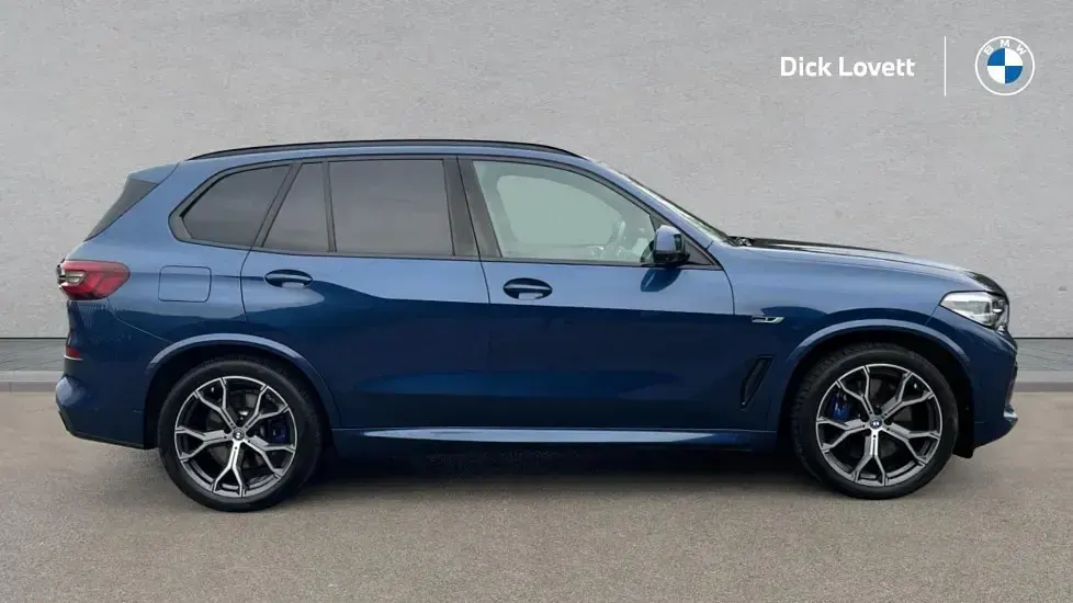 Used BMW X5 M Sport 389 HP (286 kW) 2021 Blue SUV