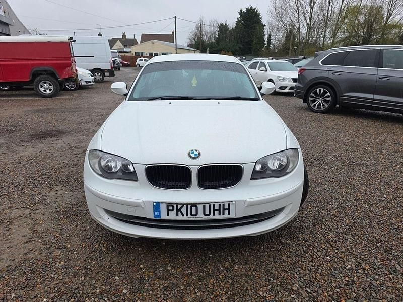 Used BMW 116 Sport Line 2010 White Hatchback