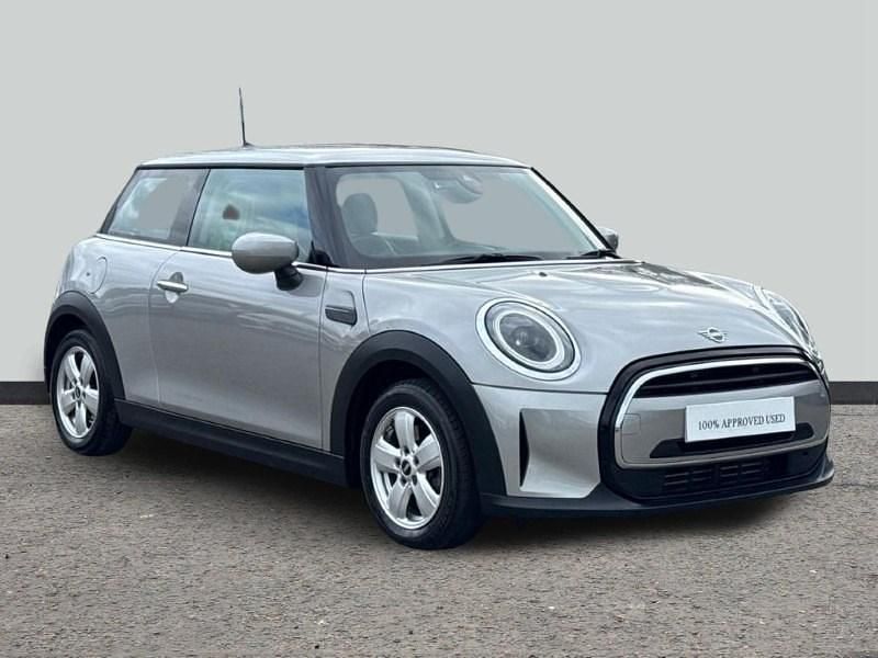 Used Mini Cooper Classic 134 HP (98 kW) 2023 Silver Hatchback