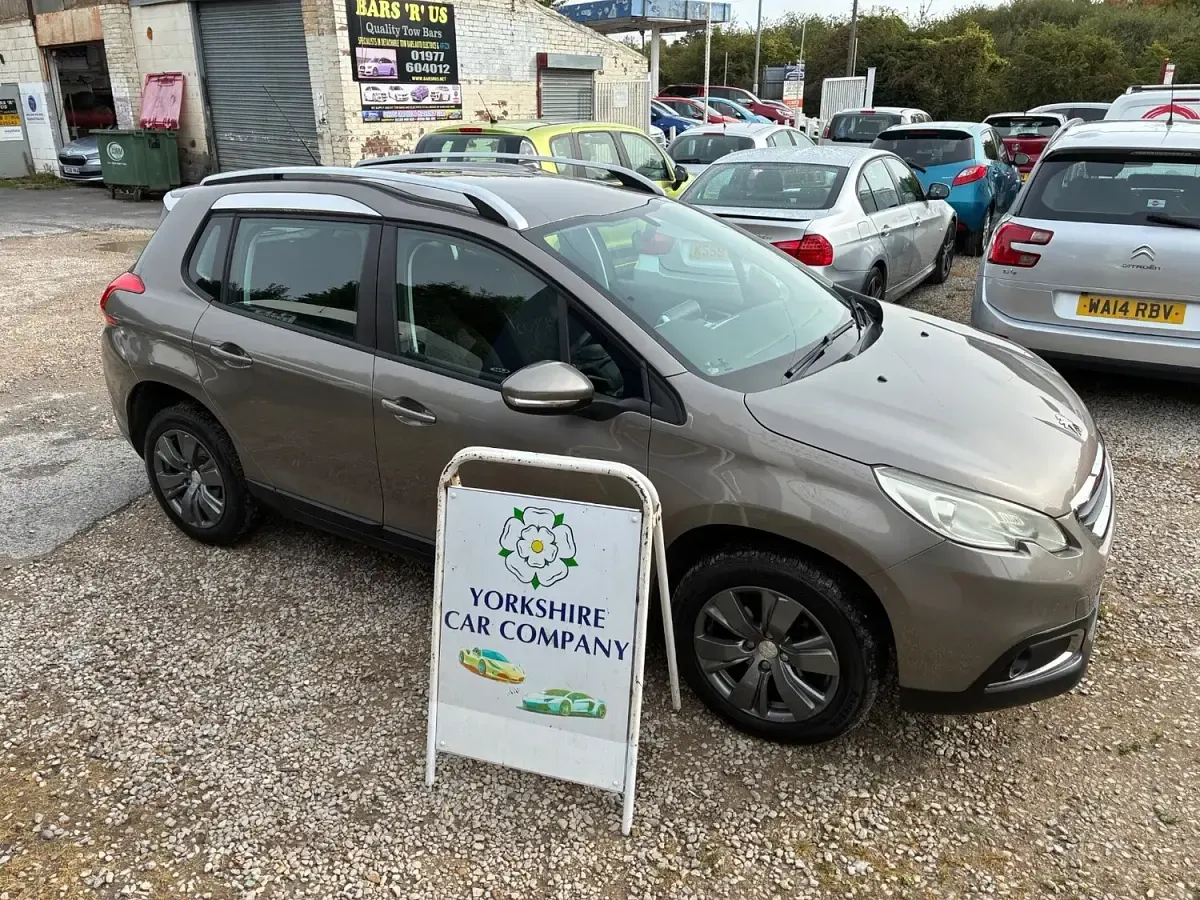 Used Peugeot 2008 Active 68 HP (50 kW) 2014 Grey SUV