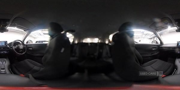 Image 2/4