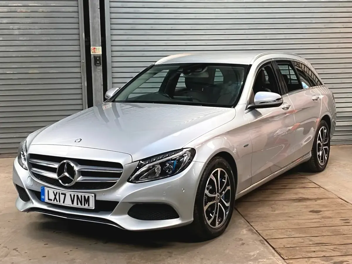 Begagnad Mercedes C350e 208 HK (152 kW) 2017 Silver Kombi