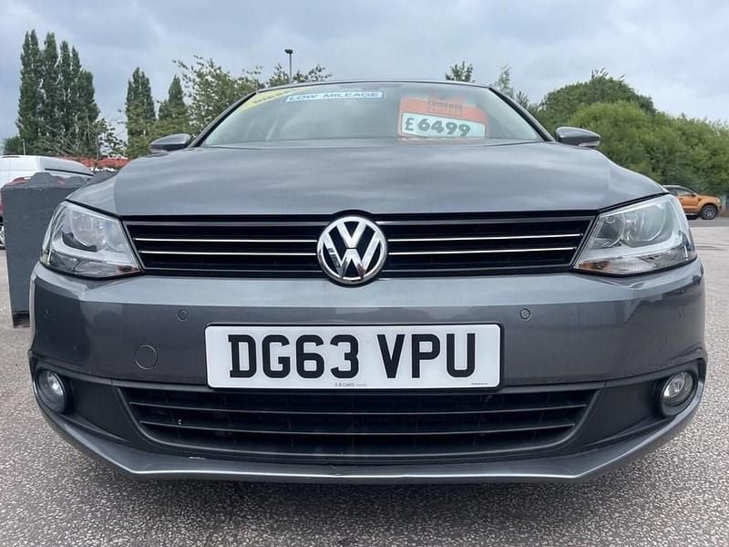 Grey Used 2013 VW Jetta Edition Sedan | £6,499 (Good price) - Image 1/4