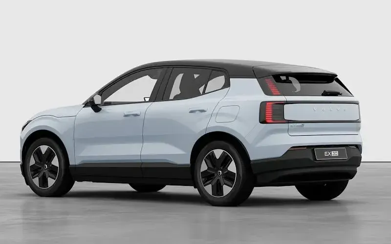 New Volvo EX30 Plus 200 kW (272 HP) 2026 SUV
