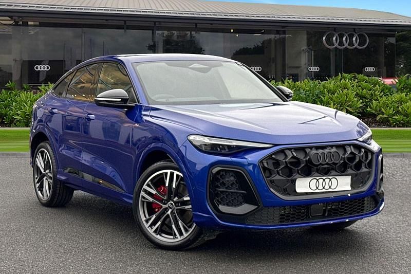 New Audi Q5 Sportback Premium 2026 Blue SUV