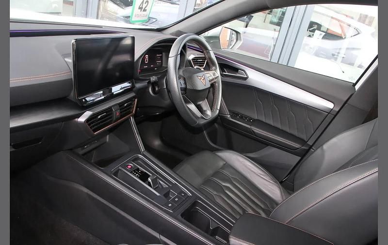 Used Cupra Formentor 150 HP (110 kW) 2023 White SUV