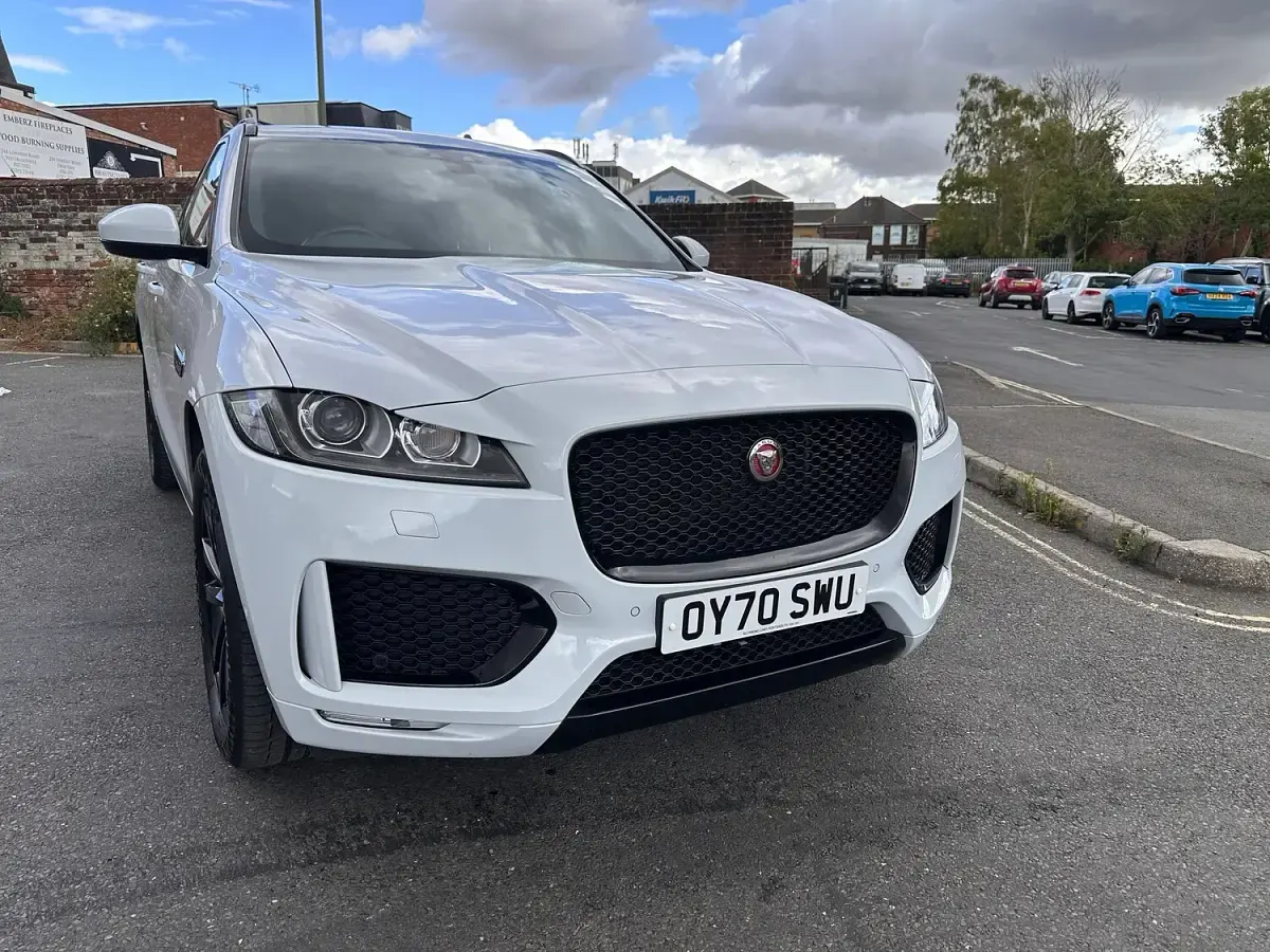 Used Jaguar F-Pace Chequered Flag 180 HP (132 kW) 2020 White SUV