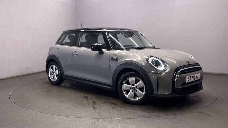 Grey Used 2021 Mini Cooper Classic Hatchback | £12,799 (Good price) - Image 1/4