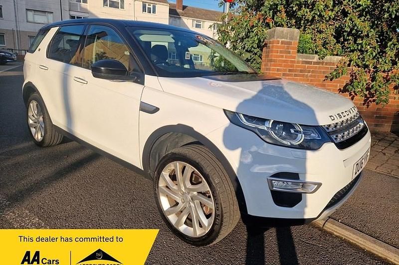 White Used 2016 Land Rover Discovery Sport HSE Luxury SUV | £11,295 (Good price) - Image 1/1