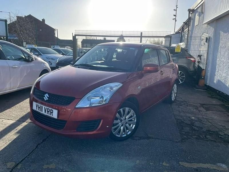 Used Suzuki Swift SZ3 94 HP (69 kW) 2011 Orange Hatchback