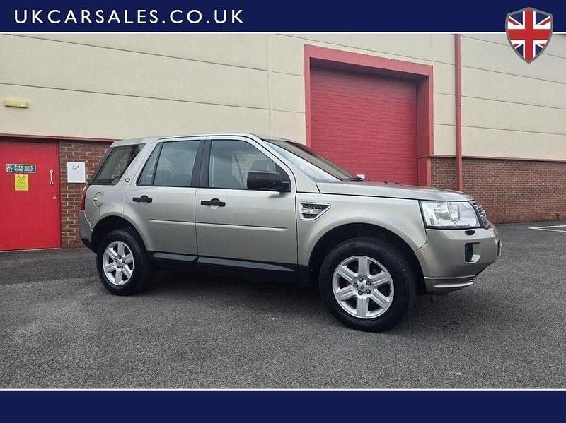 Used Land Rover Freelander 2 S 150 HP (110 kW) 2012 Gold SUV