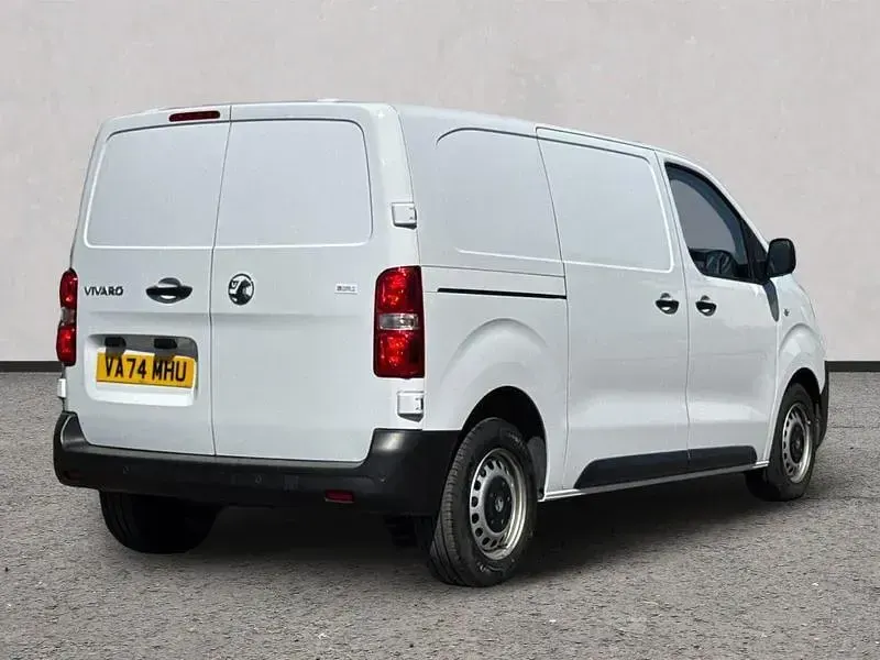 Used Vauxhall Vivaro 2025 Kaolin white (solid colour) MPV