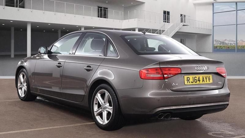 Used Audi A4 Advanced 2015 Grey Sedan