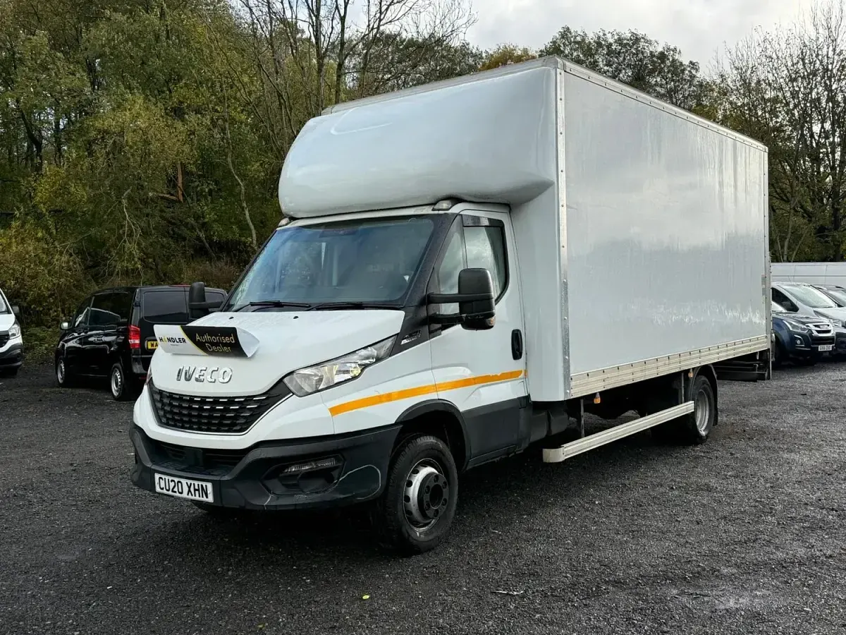 Used Iveco Daily 160 HP (117 kW) 2020 White