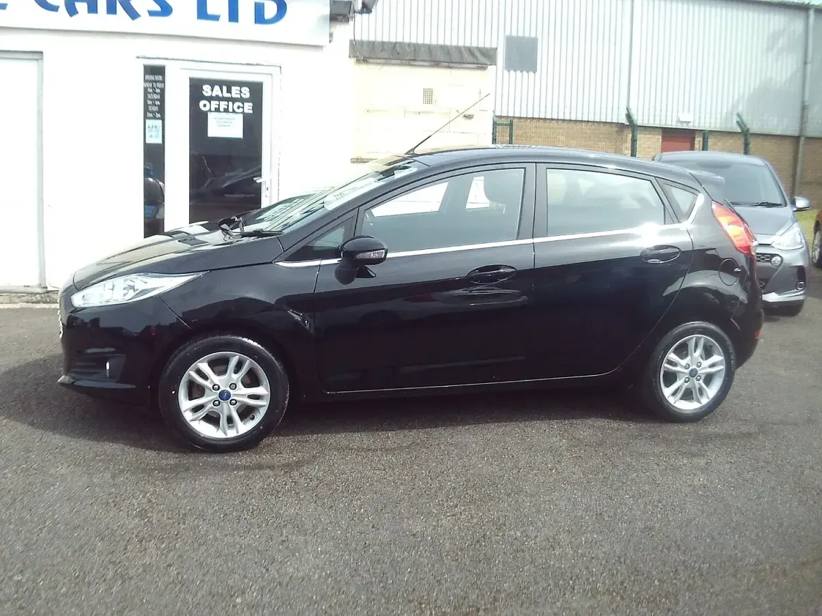 Used Ford Fiesta Zetec 2017 Black Hatchback