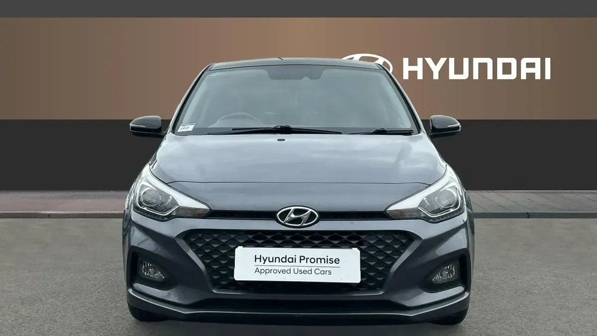 Used Hyundai i20 84 HP (61 kW) 2019 Grey Hatchback