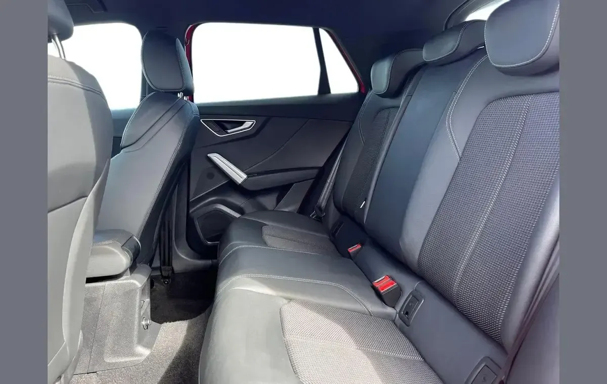 Used Audi Q2 S-Line 147 HP (108 kW) 2023 Red SUV