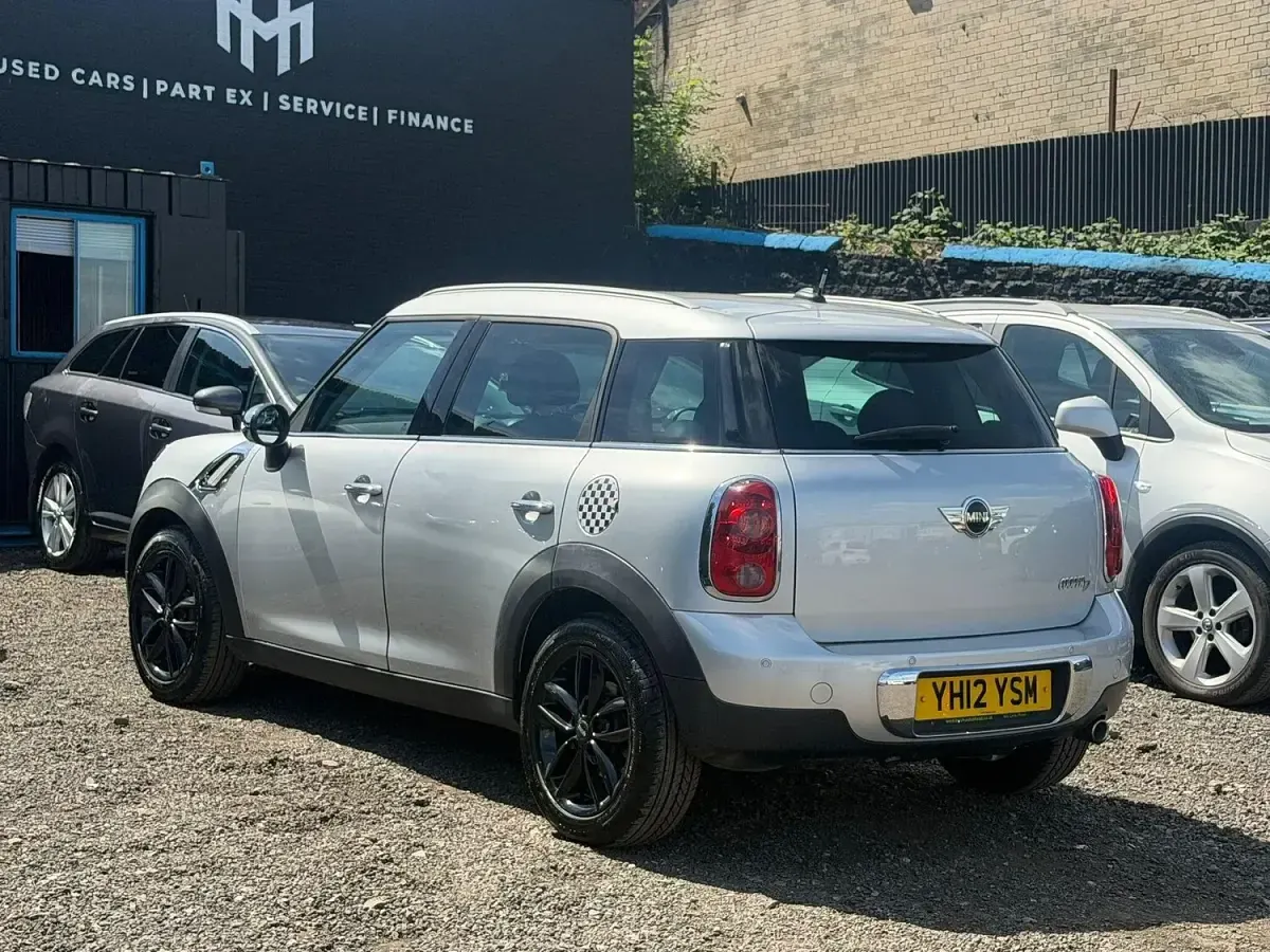 Used Mini Cooper D 112 HP (82 kW) 2012 Silver Hatchback