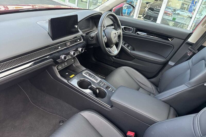 Used Honda Civic Advance 143 HP (105 kW) 2024 Red