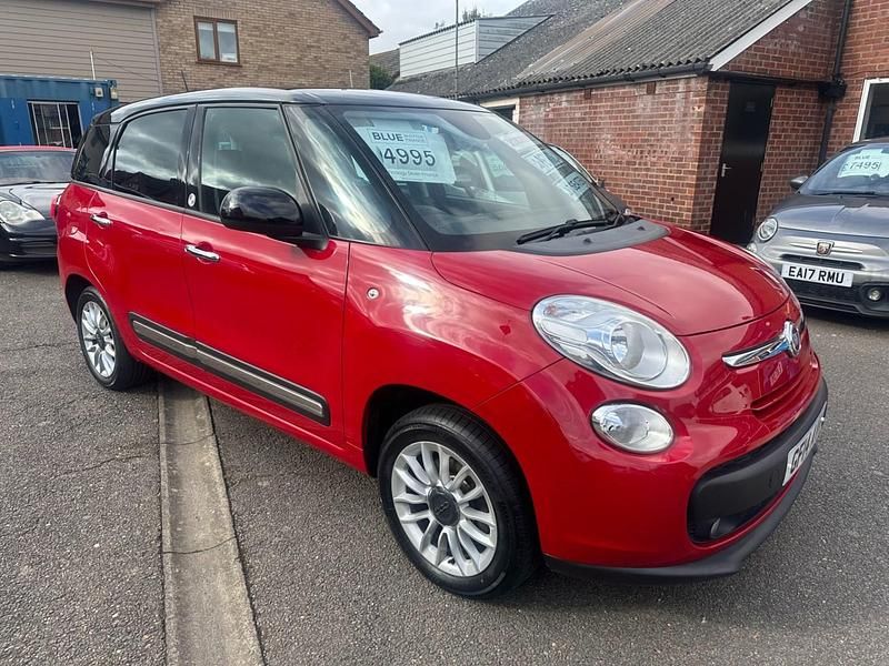 Red Used 2014 Fiat 500L Lounge MPV | £4,995 (Expensive) - Image 1/4
