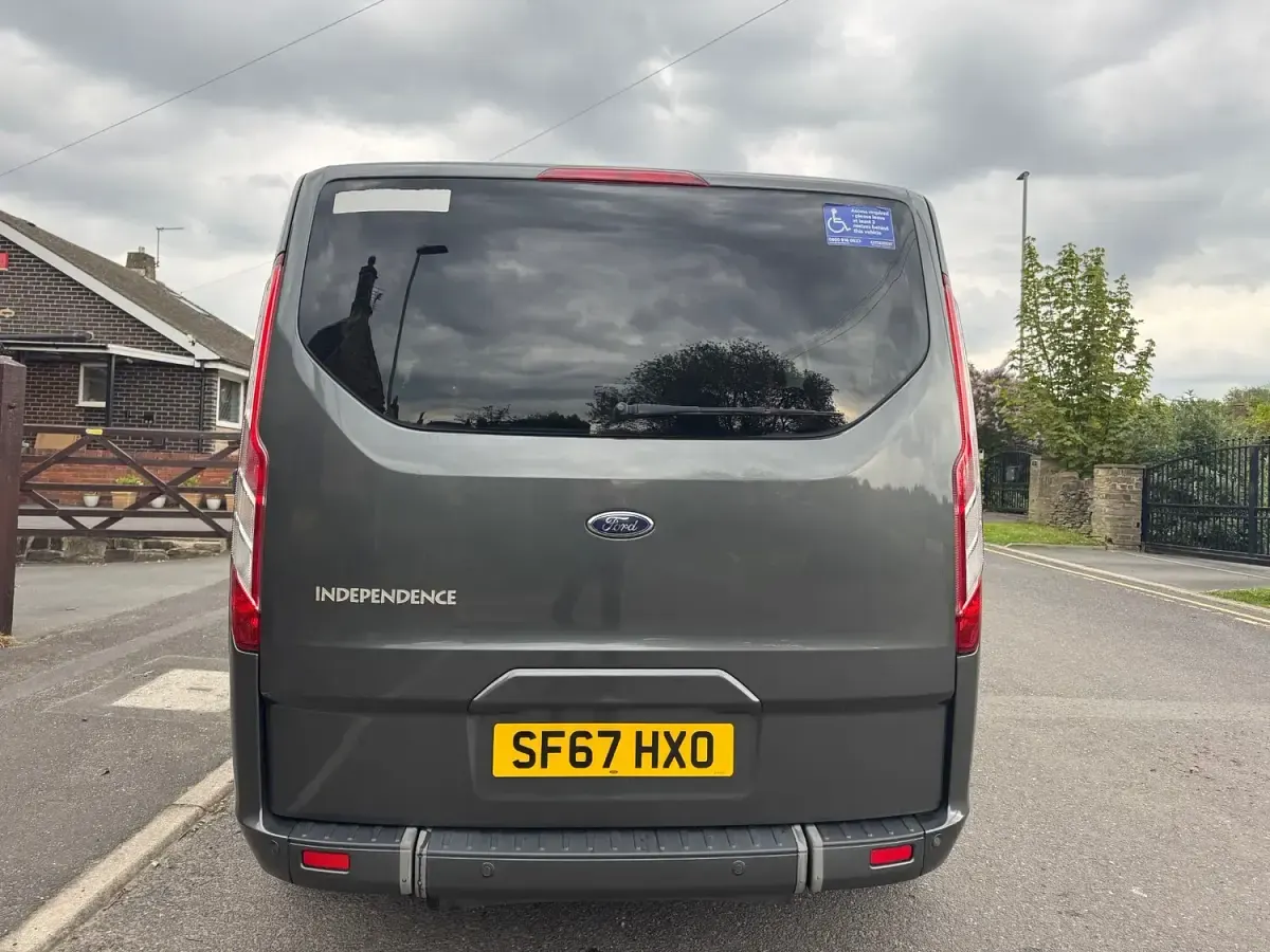 Used Ford Tourneo Titanium 2017 Grey MPV