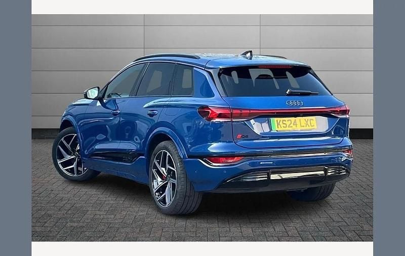 Used Audi Q6 e-tron Advanced 284 kW (387 HP) 2024 Blue SUV