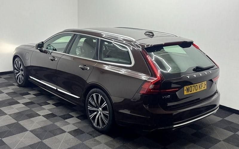 Used Volvo V90 Inscription 340 HP (250 kW) 2021 Brown Estate