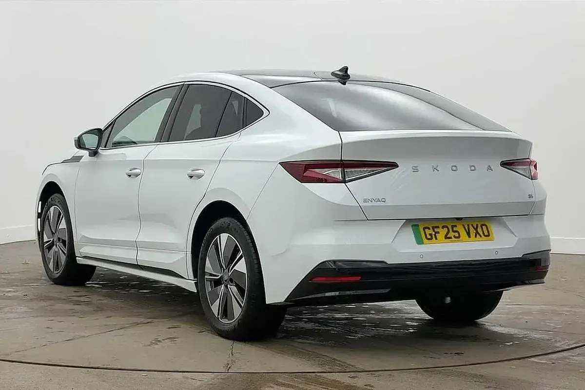 Used Skoda Enyaq iV 210 kW (286 HP) 2025 White SUV
