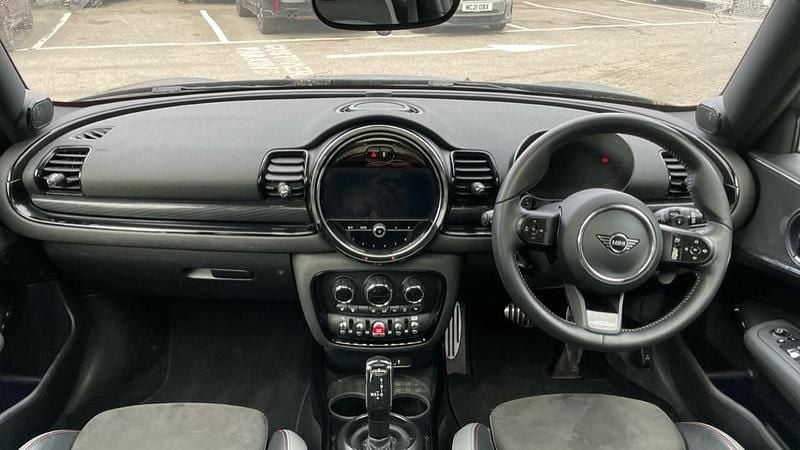 Used Mini Cooper S Clubman Sport 176 HP (129 kW) 2024 Black Estate