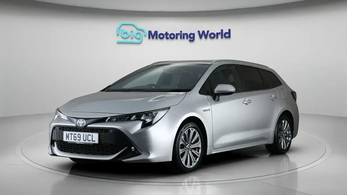 Używany Toyota Corolla Design 121 KM (88 kW) 2019 Kombi