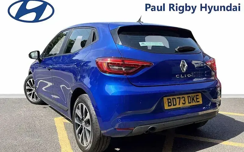 Used Renault Clio Evolution 90 HP (66 kW) 2023 Hatchback