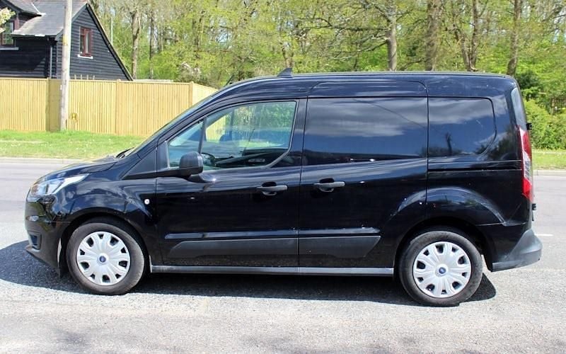 Used Ford Transit Connect Trend 75 HP (55 kW) 2023 Black MPV