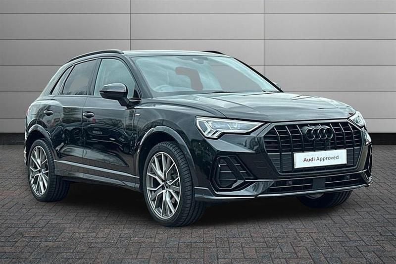 Used Audi Q3 Black Edition 150 HP (110 kW) 2025 Arkona white SUV