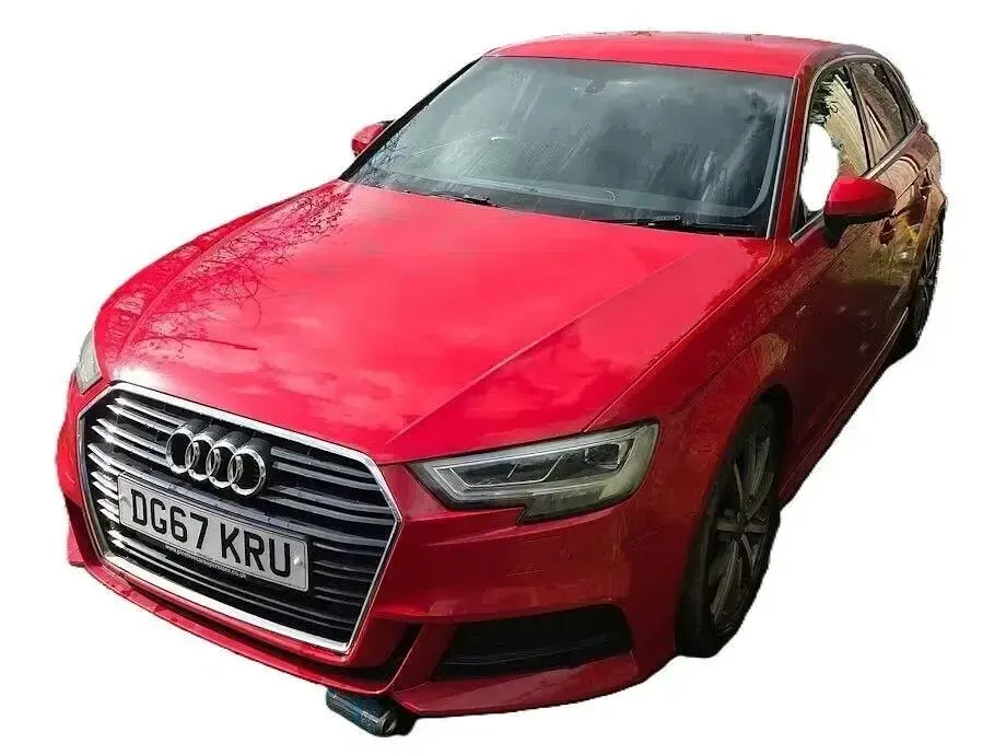 Usado Audi A3 Sportback S-Line 110 CV (80 kW) 2017 Rojo Utilitario