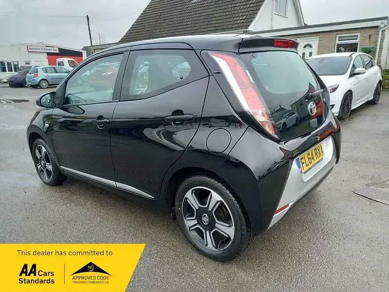 Used Toyota Aygo X-clusiv 2014 Black Hatchback