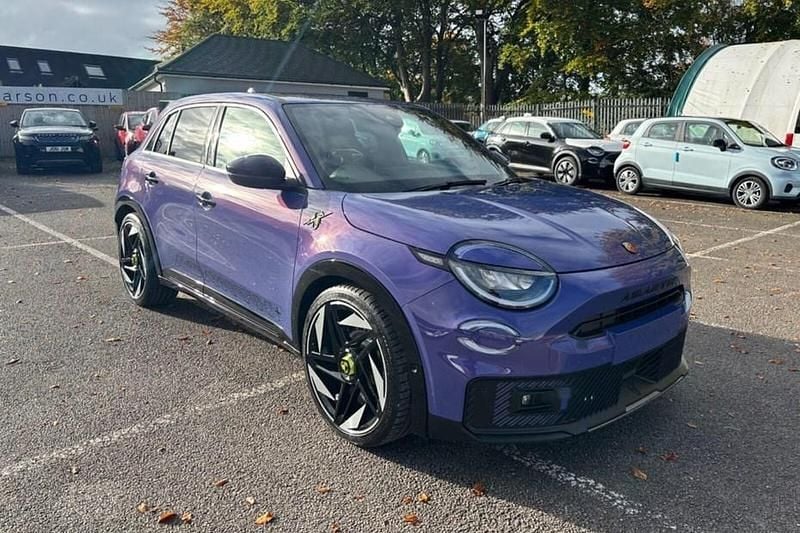 New Abarth 600e Scorpionissima 206 kW (281 HP) 2025 SUV