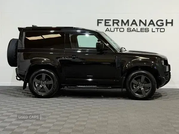 Usado Land Rover Defender 2023 Negro SUV
