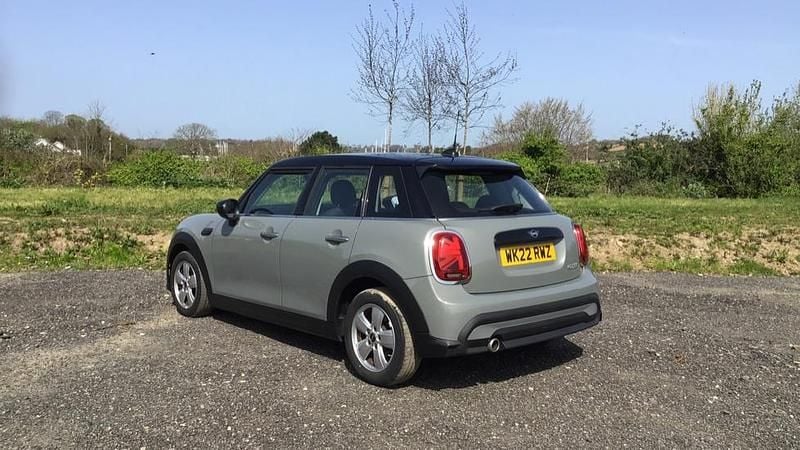 Used Mini Cooper Classic 134 HP (98 kW) 2022 Grey Hatchback
