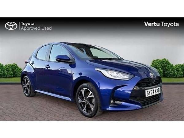 Used 2024 Toyota Yaris Design Hatchback | £18,968 (Super price) - Image 1/4