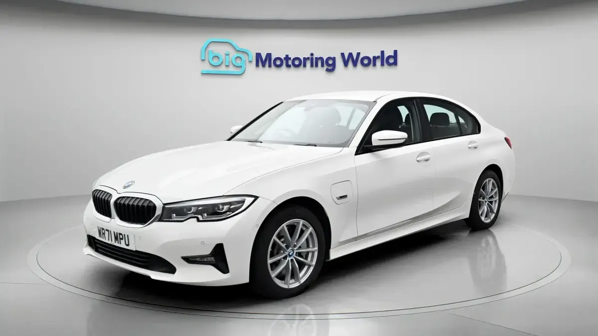Used BMW 330 288 HP (211 kW) 2022 Sedan