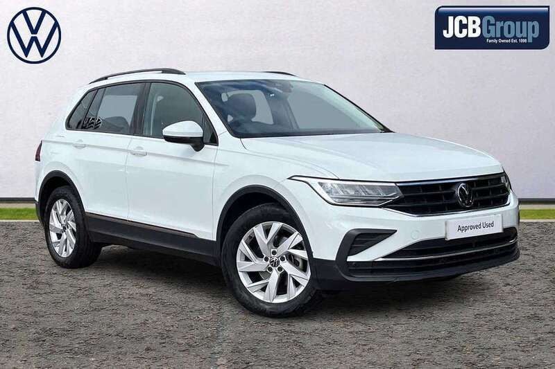White Used 2023 VW Tiguan Life SUV | £24,050 (Fair price) - Image 1/4