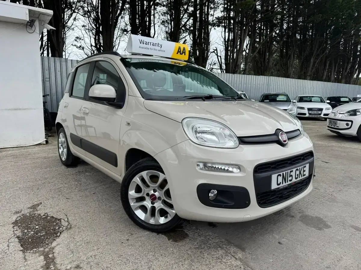 Used Fiat Panda Easy 85 HP (62 kW) 2015 Beige Hatchback
